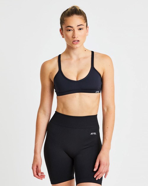 AYBL Essential Strappy Sports Bra Svarte | BWHDTM-045