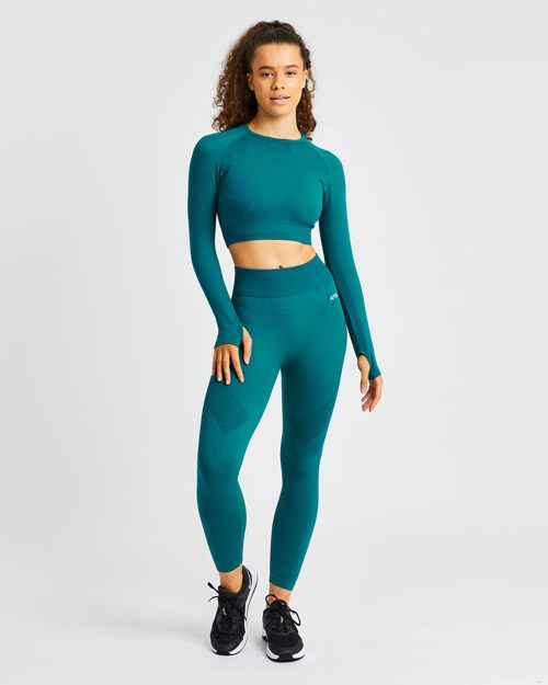 AYBL Ignite Seamless Long Sleeve Crop Top Hyper Teal | KVJYIU-654